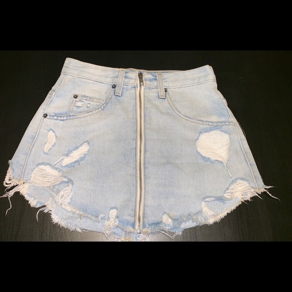 LF CARMAR DENIM zip skirt - Picture 2 of 5